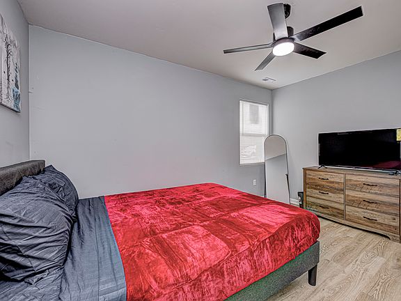 2nd image of 3113 N Ashland Ave #3