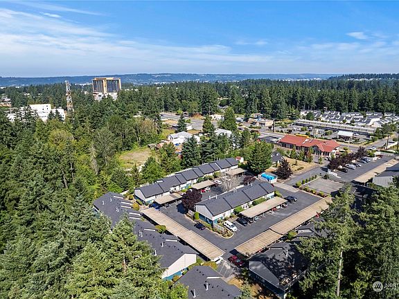 3rd image of 3435 Auburn Way S #57