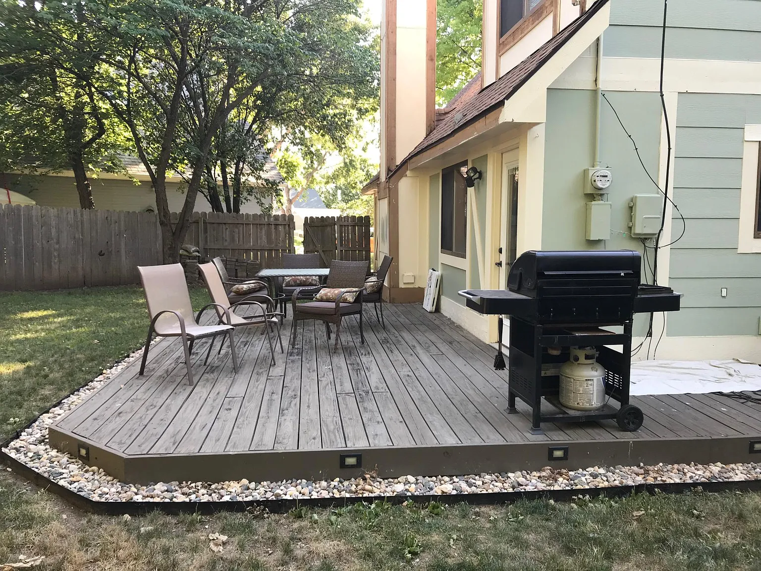 3 bed, 1.5 bath, 1595 sqft, $1,295 — Photo 2