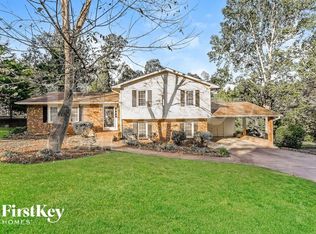 1379 Glen Oaks Rd, Clemmons, NC 27012