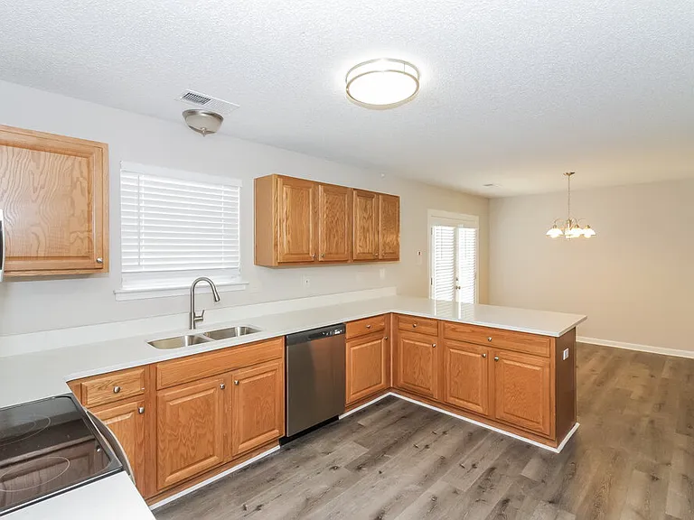 9961 Fox Run Dr — Photo 7