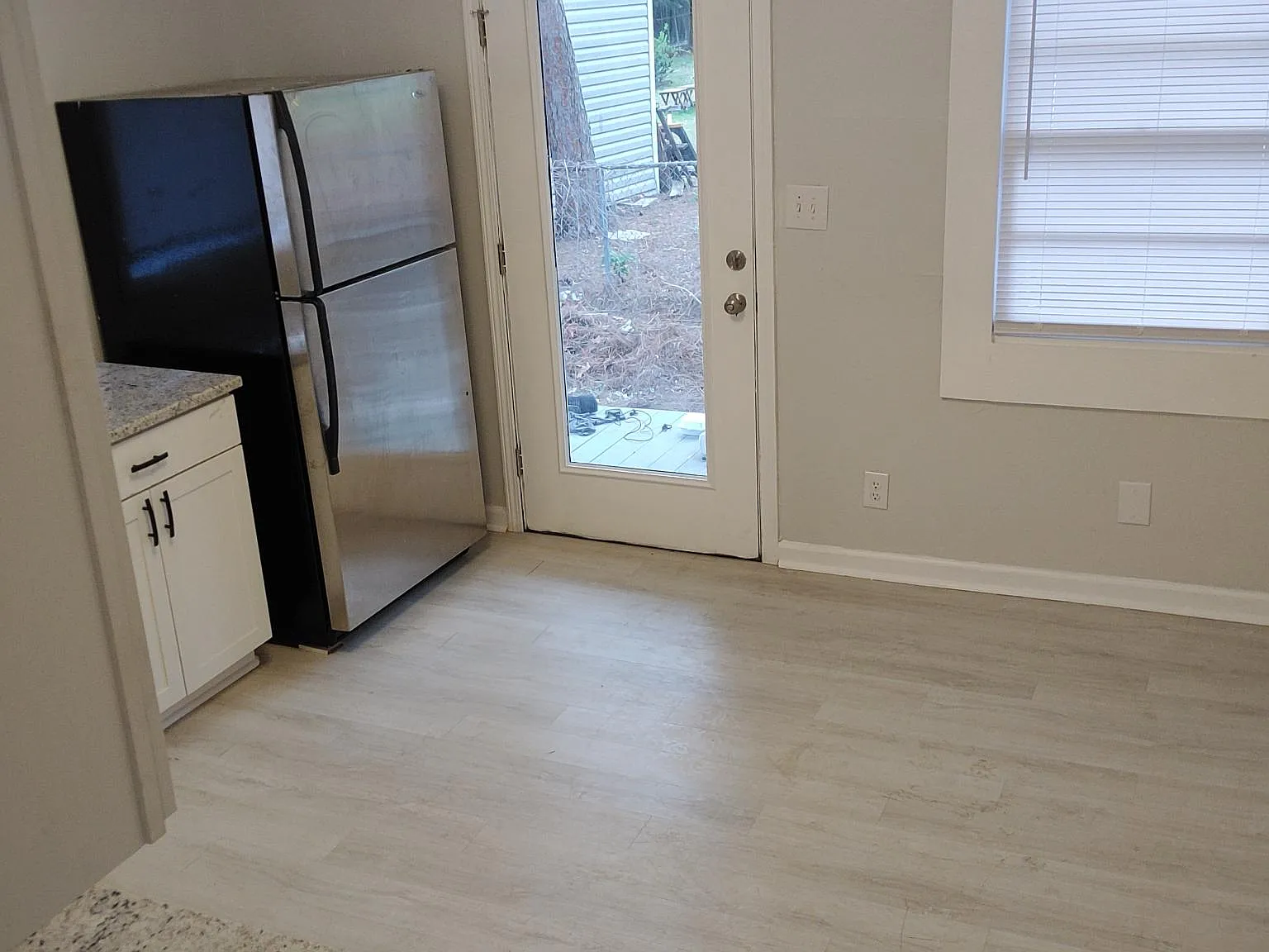 2 bed, 775 sqft, $1,400 — Photo 4