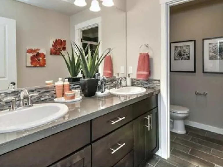 14035 SW Burlwood Ln — Photo 10