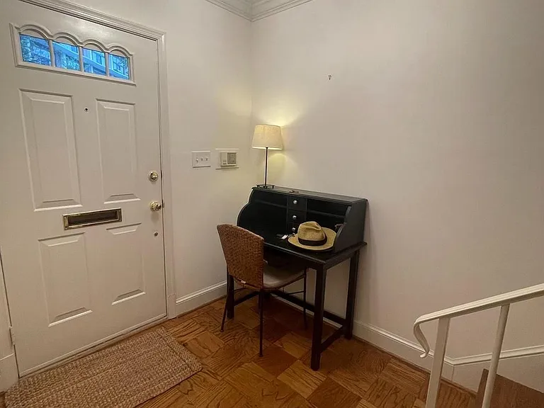 3221 Sutton Pl NW #B — Photo 11