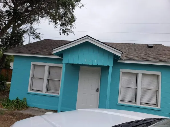 911 Recreation Dr, Corpus Christi, TX 78418