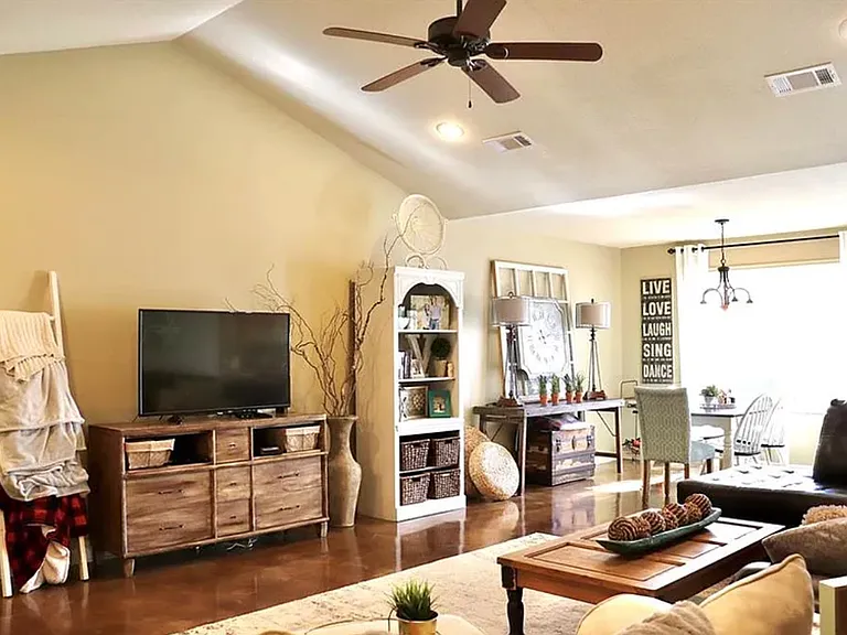 449 Wildwood Point — Photo 5