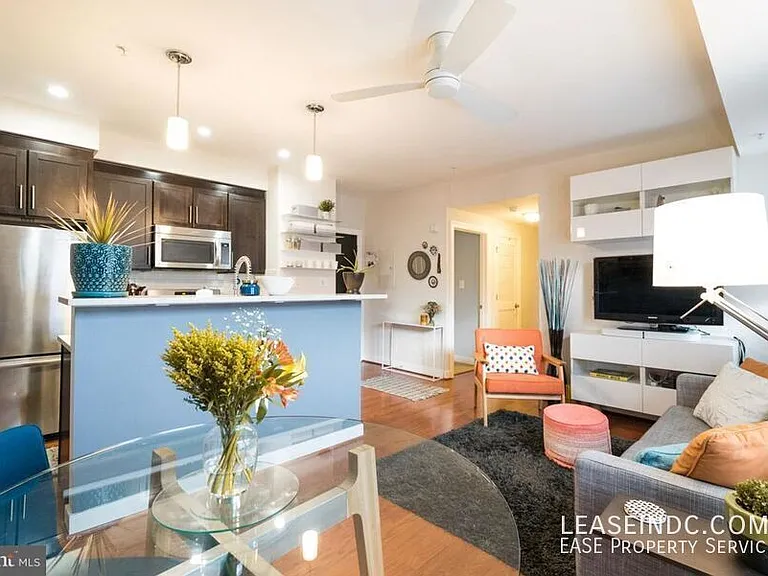 4800 Georgia Ave NW #105 — Photo 2