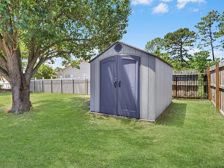 783 Inwood Dr — Photo 33