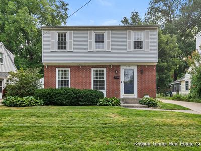 220 Wallinwood Ave NE, Grand Rapids, MI, 49503