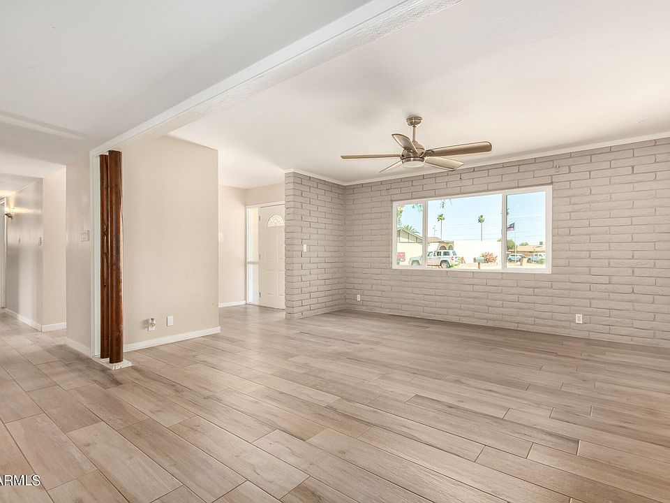 1st image of 3726 W Peoria Ave