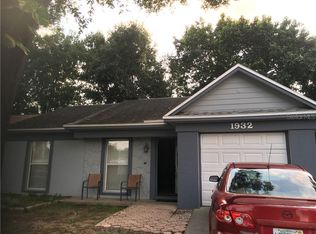 1932 Crown Park Dr, Valrico, FL 33594