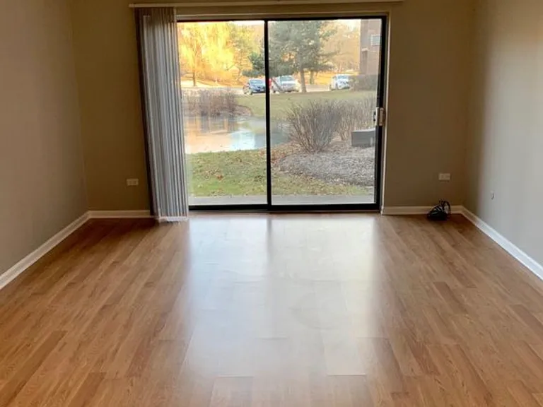 1112 Castilian Ct #C109 — Photo 4