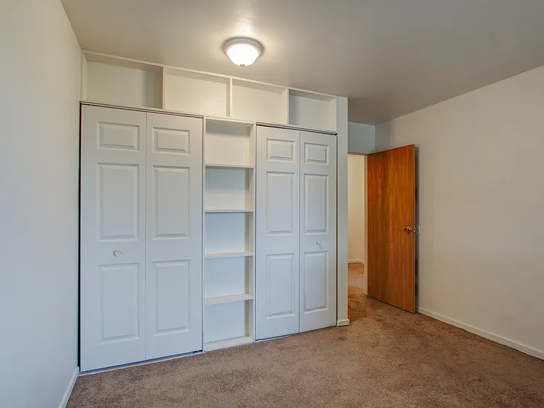 The Forum Apartments — Photo 35