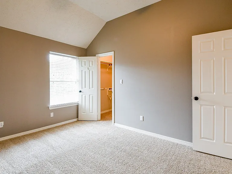 241 Blue Hill Dr — Photo 27