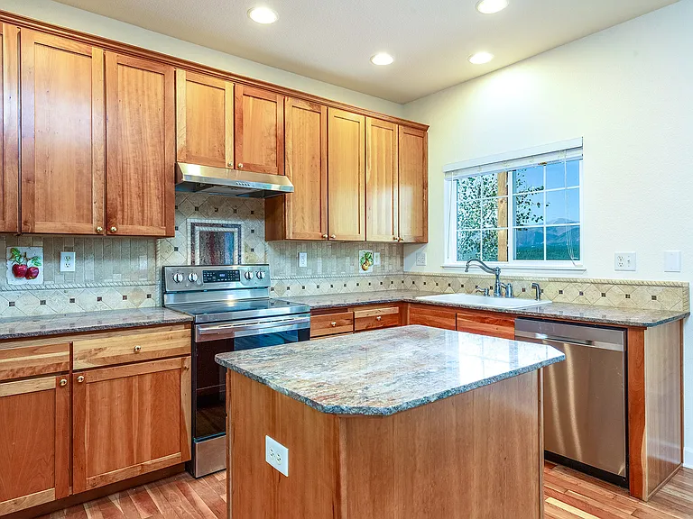 14344 White Peak Dr — Photo 12