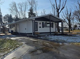 241 King St, Delphos, OH 45833