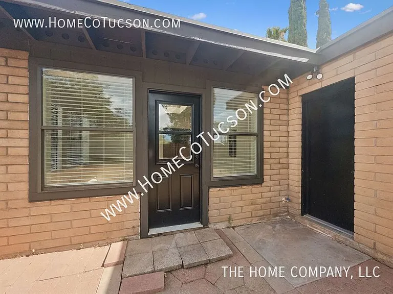 5123 Paseo Las Palmas — Photo 27