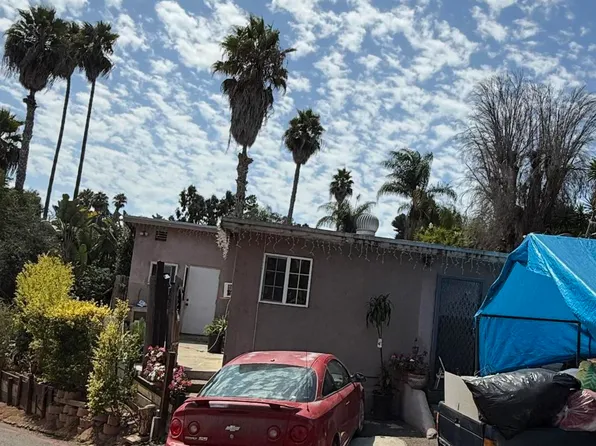 215 Guajome St, Vista, CA 92083