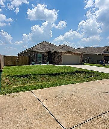 3rd image of 209 Herrington Dr