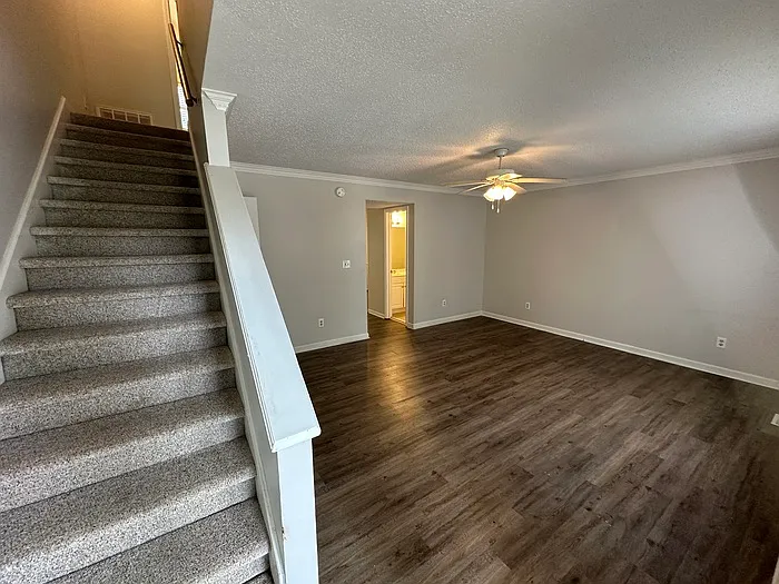 217 Wynn Way #B — Photo 14