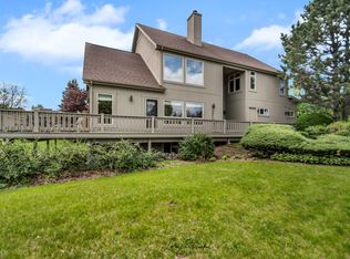 5906 Wild Plum Rd, Crystal Lake, IL 60014