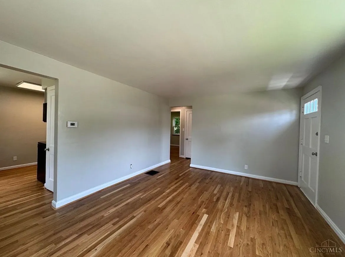 2 bed, 720 sqft, $1,600 — Photo 4