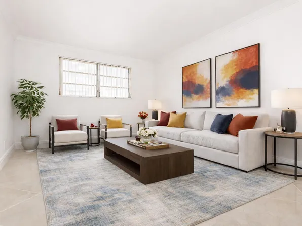 Park Hill Hollywood Apartments