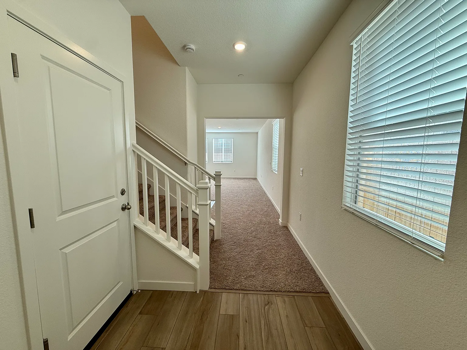 4 bed, 2.5 bath, 2355 sqft, $3,495 — Photo 3
