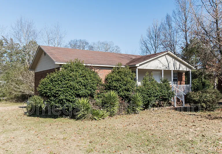 41 Dana Dr — Photo 2