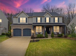 34453 Braemore Dr, North Ridgeville, OH 44039