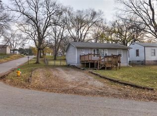 3945 16th St, Des Moines, IA 50313