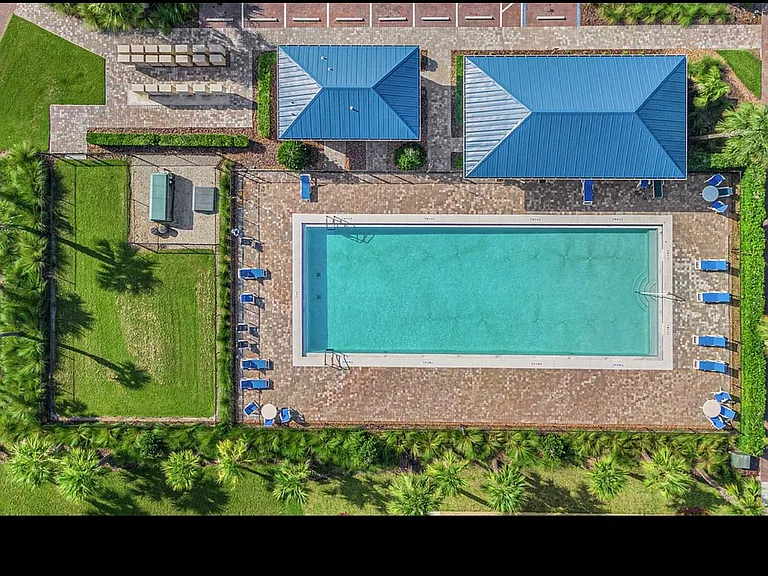 5623 Delight Dr — Photo 10