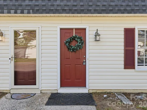 2220 Yorkhills Dr APT 2, Charlotte, NC 28217