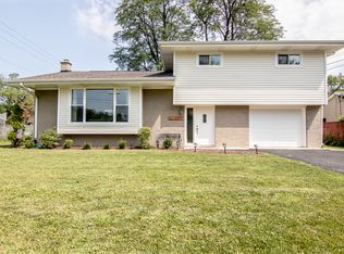 5899 S Brainard Ave, Countryside, IL 60525