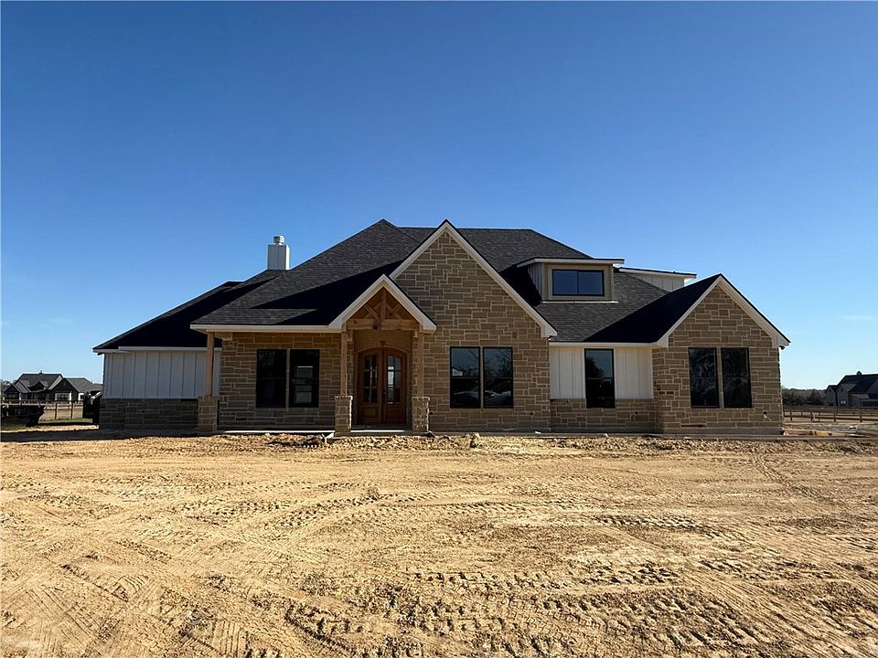 1st image of 7822 Mathis Creek Dr