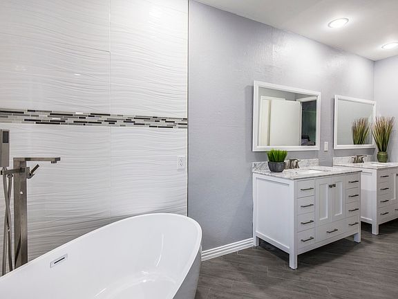 Dpyble.vanities and closets