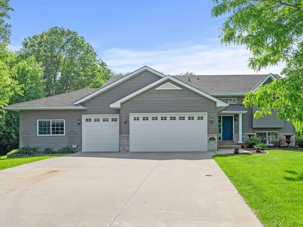 7901 Henry Ln, Lino Lakes, MN 55014