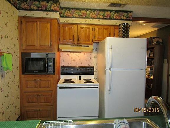 5th image of 315 S Center St