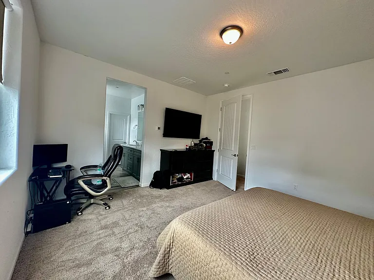 1017 W Sedona Ave — Photo 8