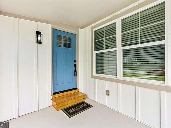 2nd image of 2242 Jernigan Dr SE