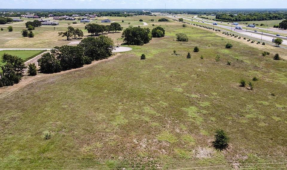 2nd image of 2044 Eastfield Dr Lot 42
