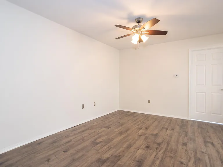 11026 Memory Park Ave #BACK — Photo 7