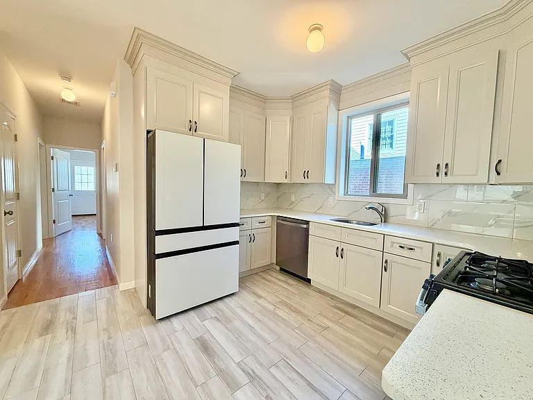 356 Bryson Ave #1F — Photo 12