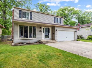 26444 Redwood Dr, Olmsted Falls, OH