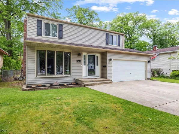 26444 Redwood Dr, Olmsted Falls, OH 44138