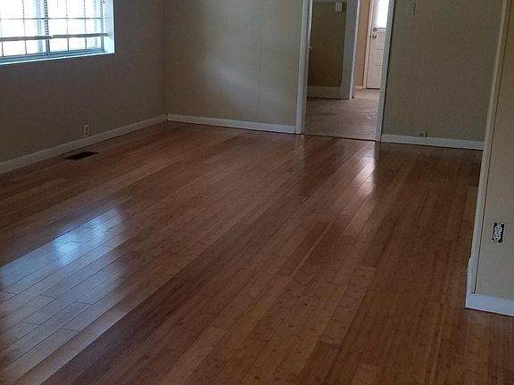 5th image of 1717 S West St
