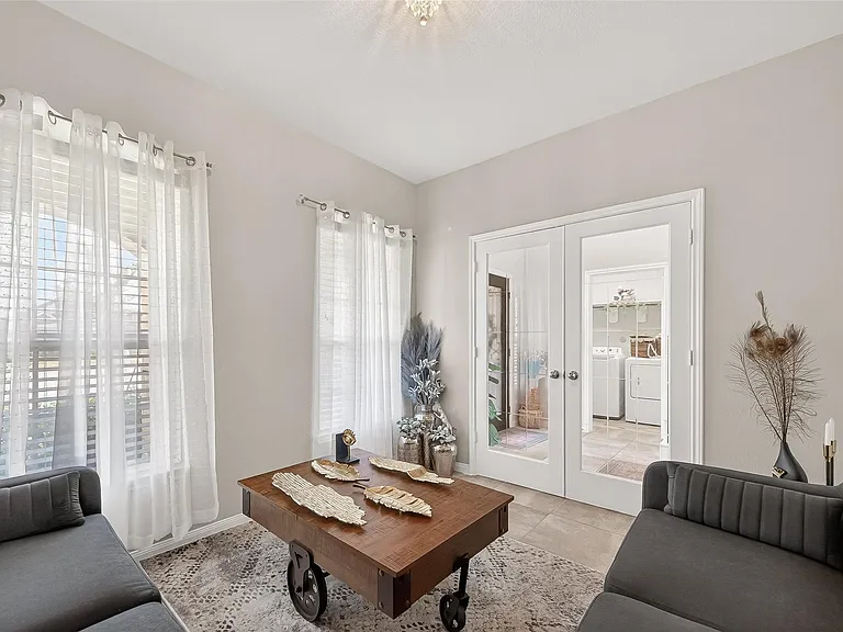 3723 Lake Varano Cir — Photo 17