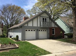 10172 Edelweiss Cir, Merriam, KS 66203