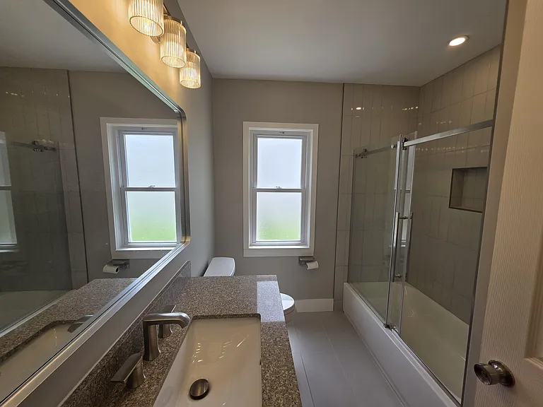 10215 S Kildare Ave — Photo 5