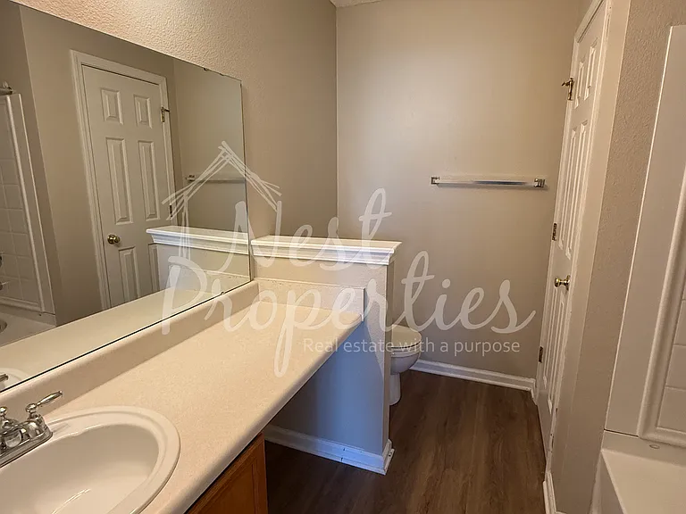 427 Kingston Trace Rd — Photo 10